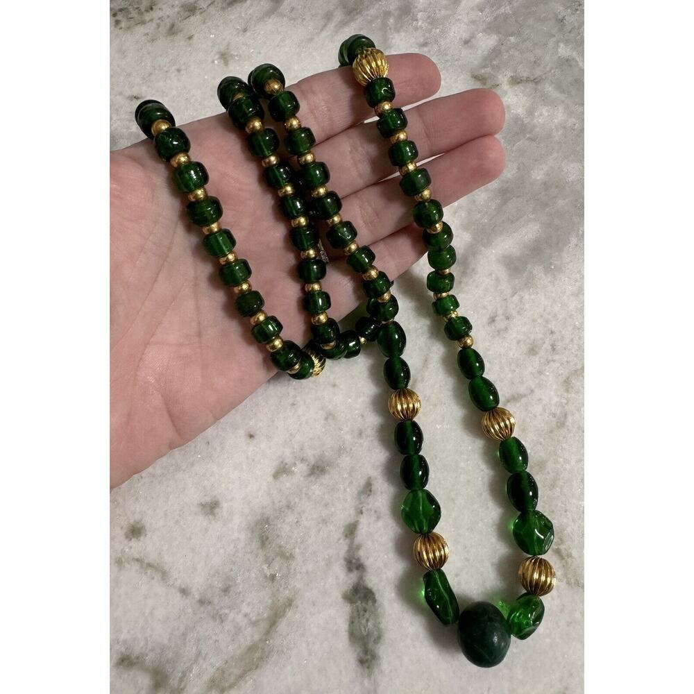 Vintage Green Glass Beaded Necklace Malachite Bead 32in Barrel Clasp - Picture 14 of 14